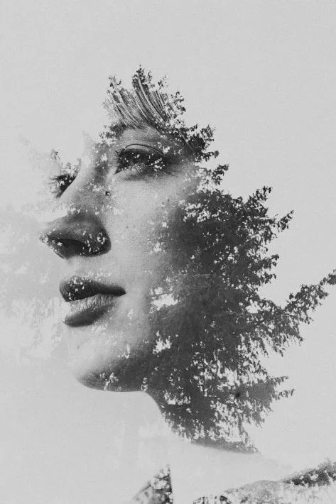 Sara Byrne, ou l’art de la double exposition