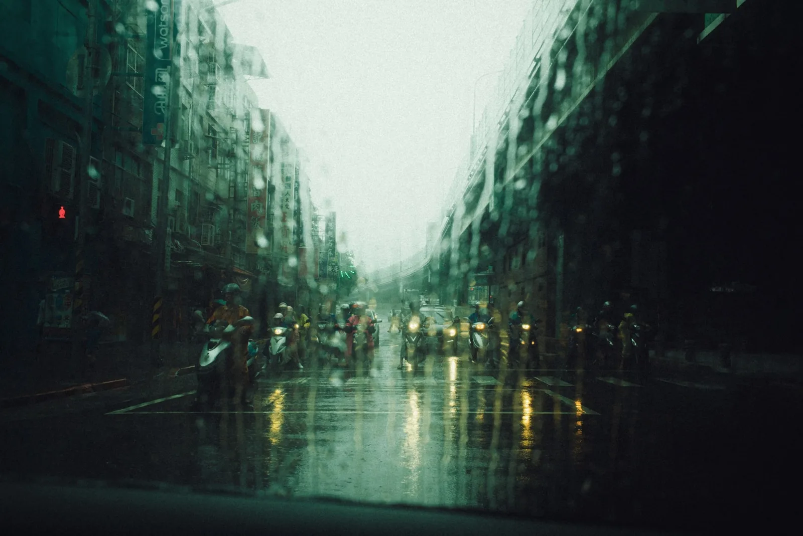 Photographie de rue : Guide complet pour capturer l’instant décisif