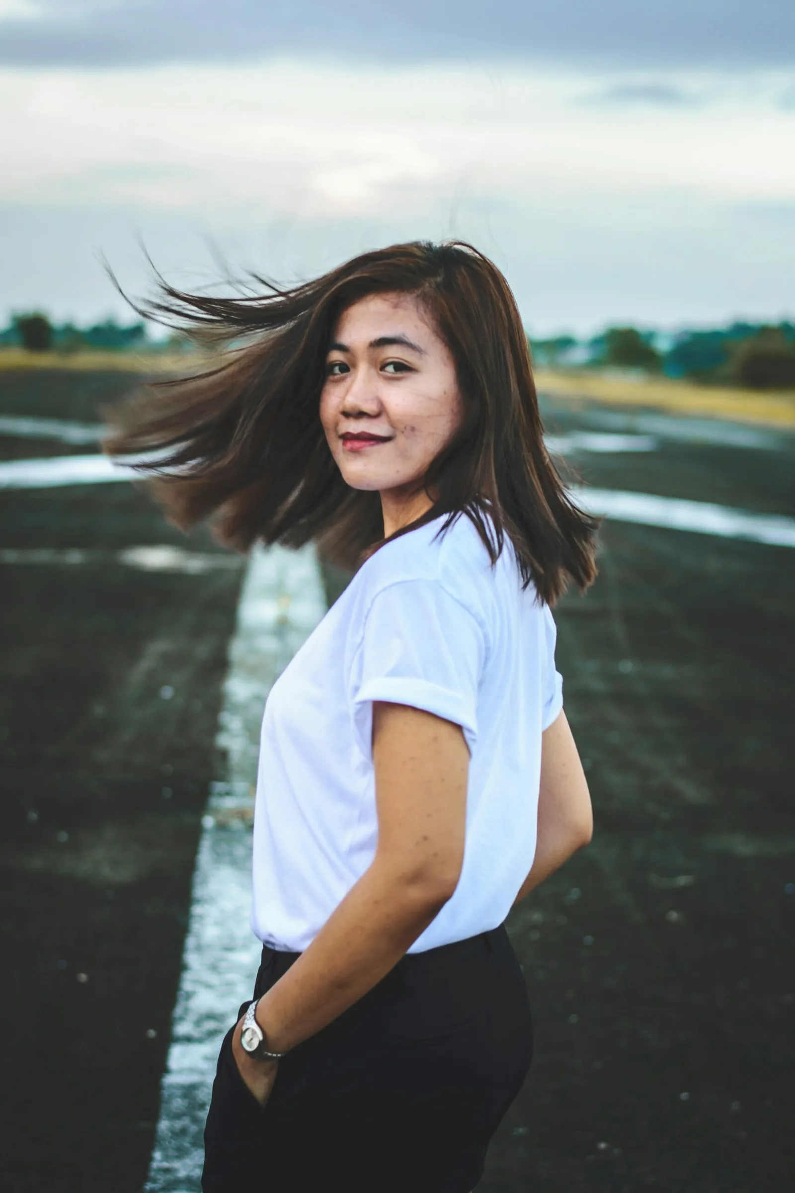 6 conseils et idées de poses pour de belles photos de femmes